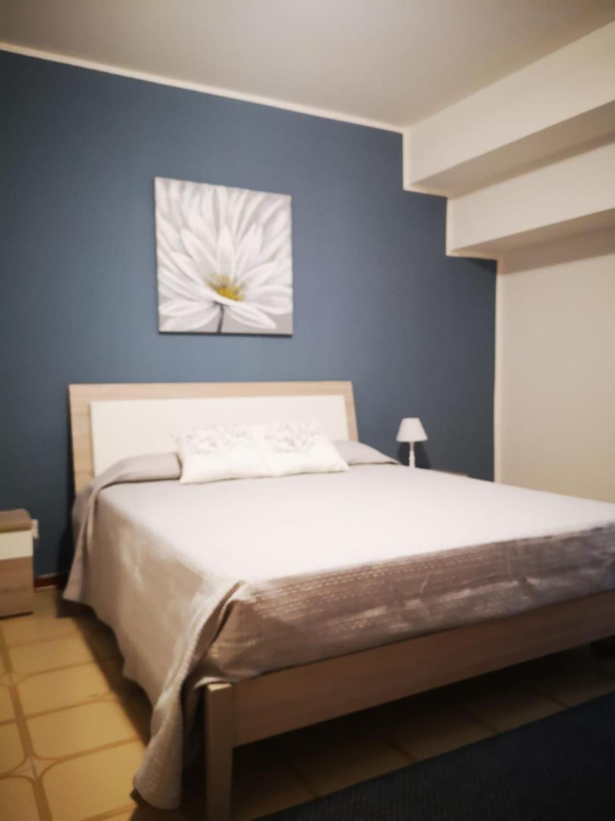 Nino'S Apartments Giardini Naxos Exterior photo