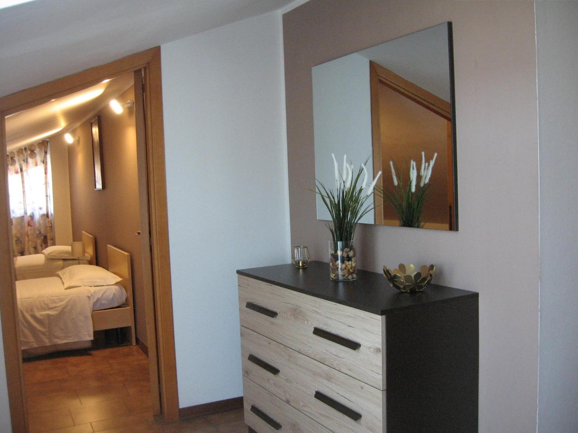 Nino'S Apartments Giardini Naxos Exterior photo