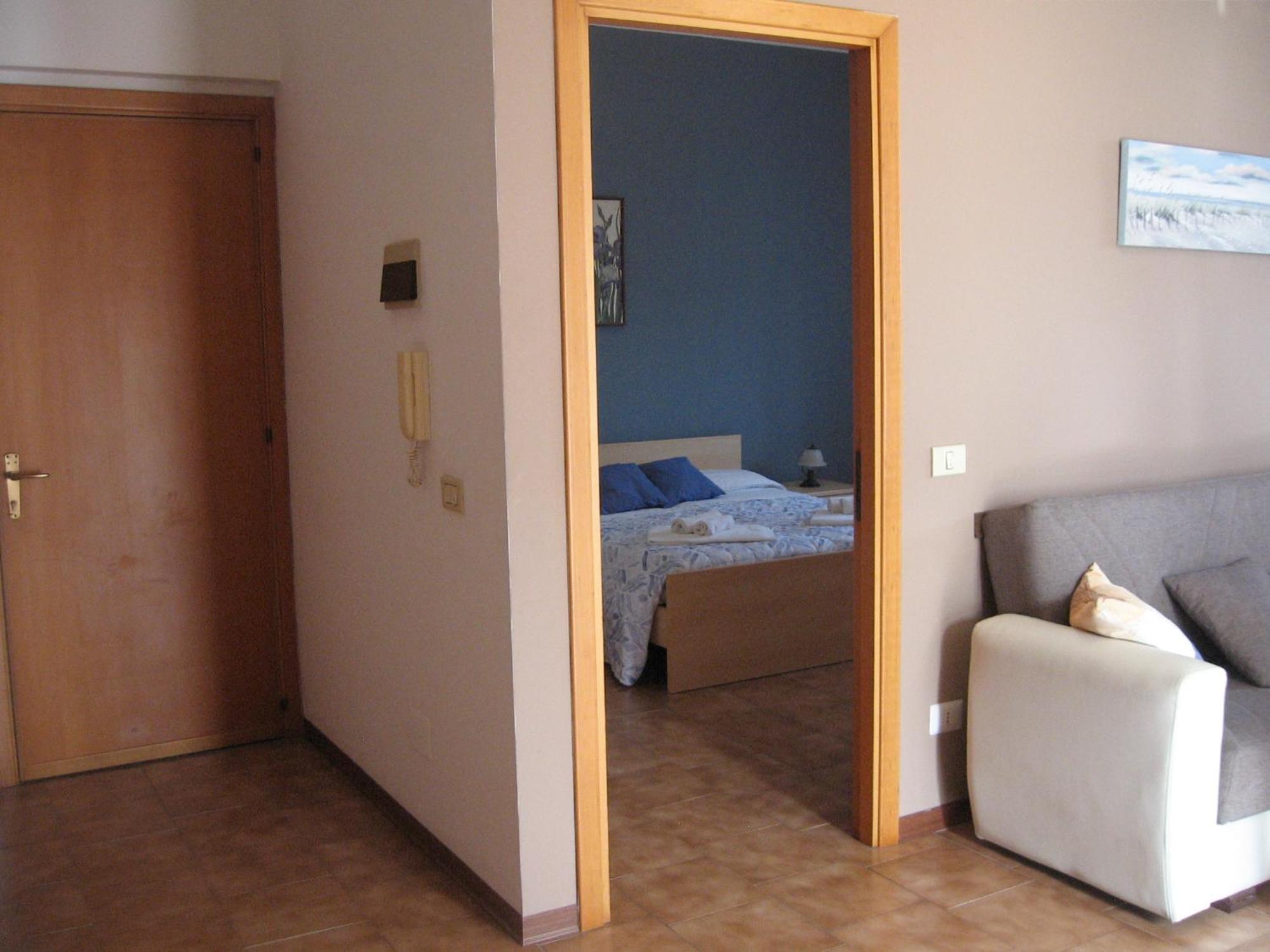 Nino'S Apartments Giardini Naxos Exterior photo