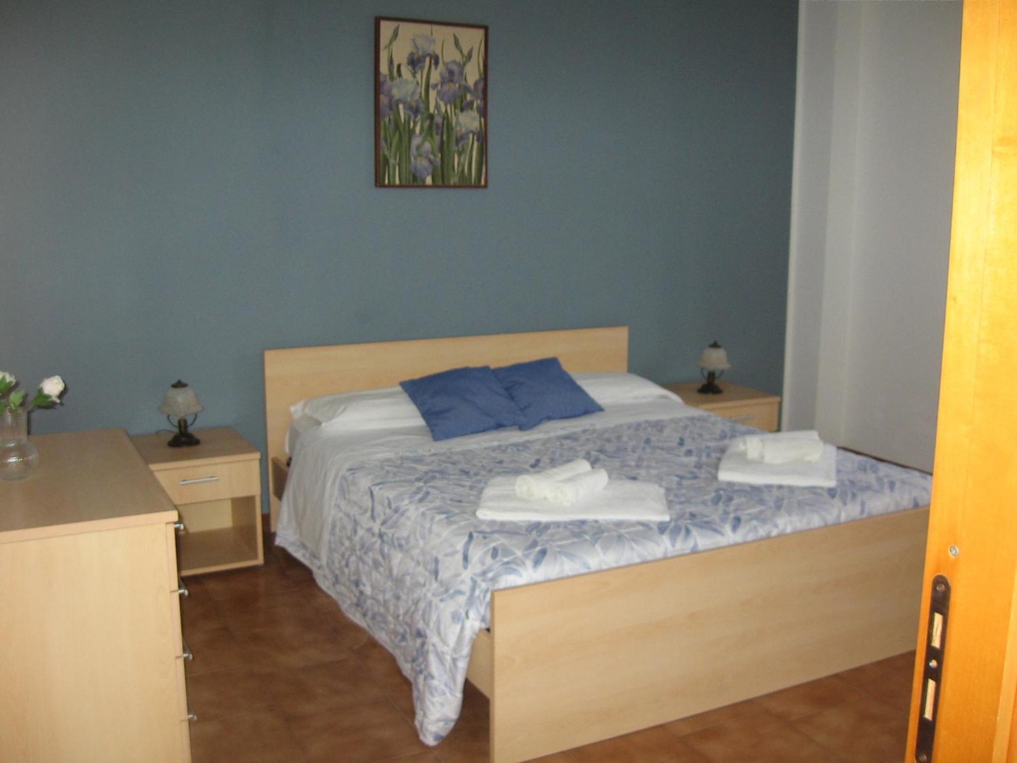 Nino'S Apartments Giardini Naxos Exterior photo