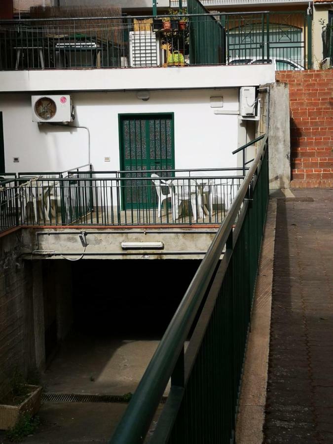 Nino'S Apartments Giardini Naxos Exterior photo